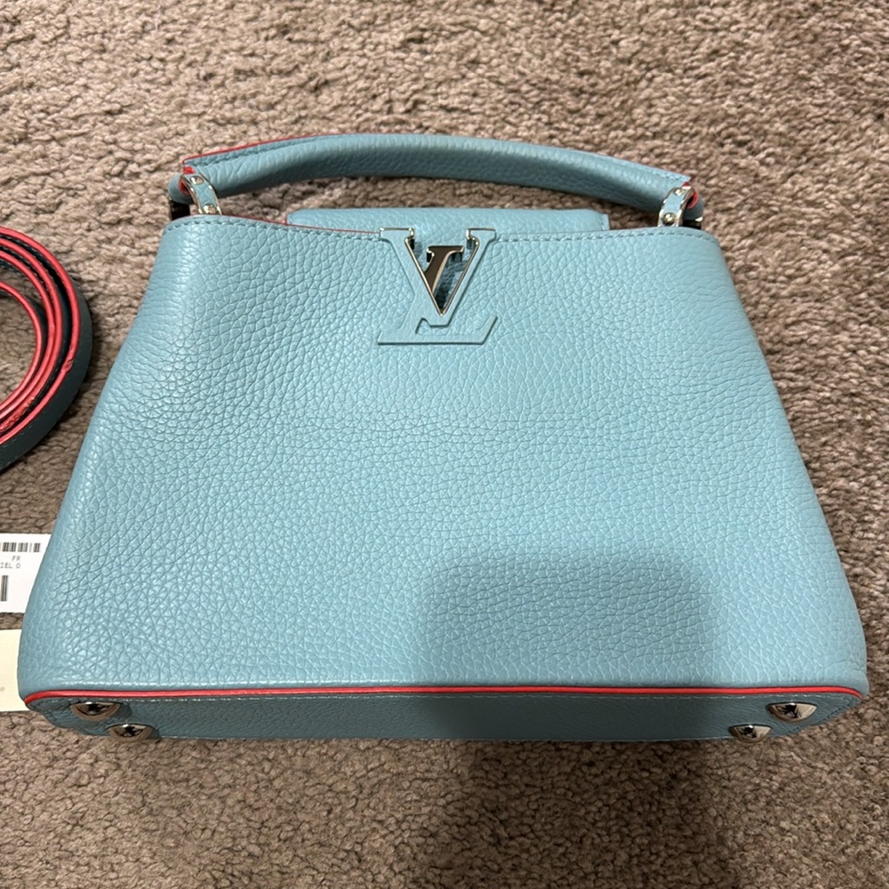 Louis Vuitton Capucines BB